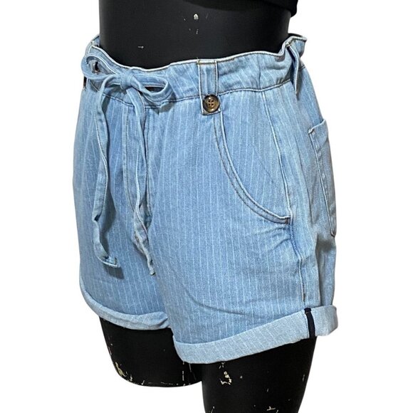 Easel Striped Paper Bag Cuffed Denim Jean Shorts Size Small - Picture 4 of 8